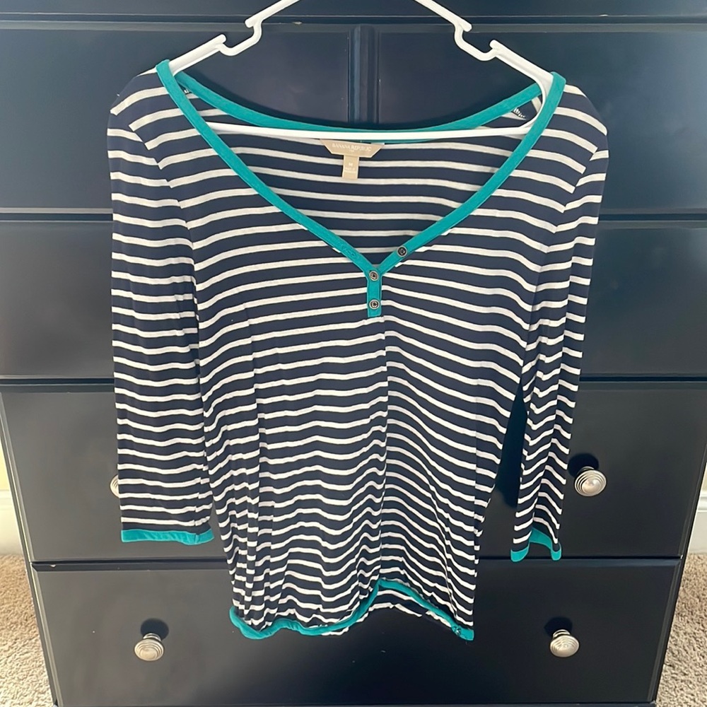 Banana Republic blue and white top